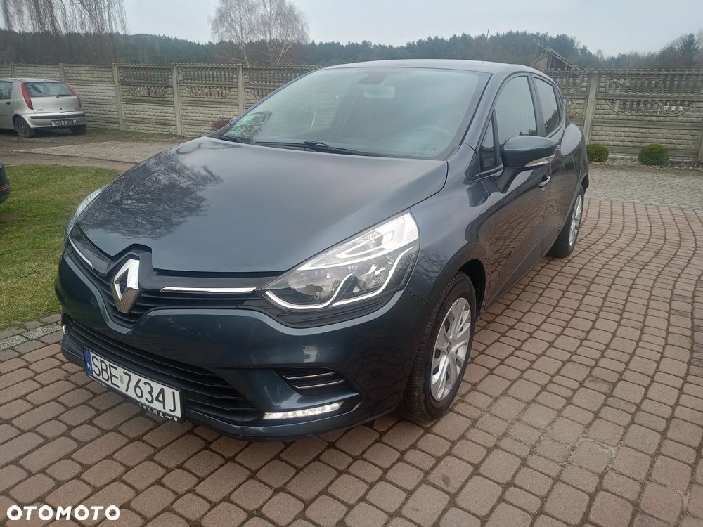 Renault Clio 1.2 16V 75 Limited - 5