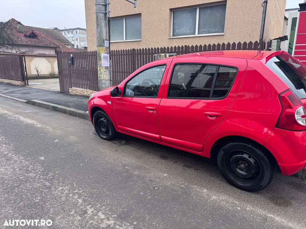 Dacia Sandero - 1