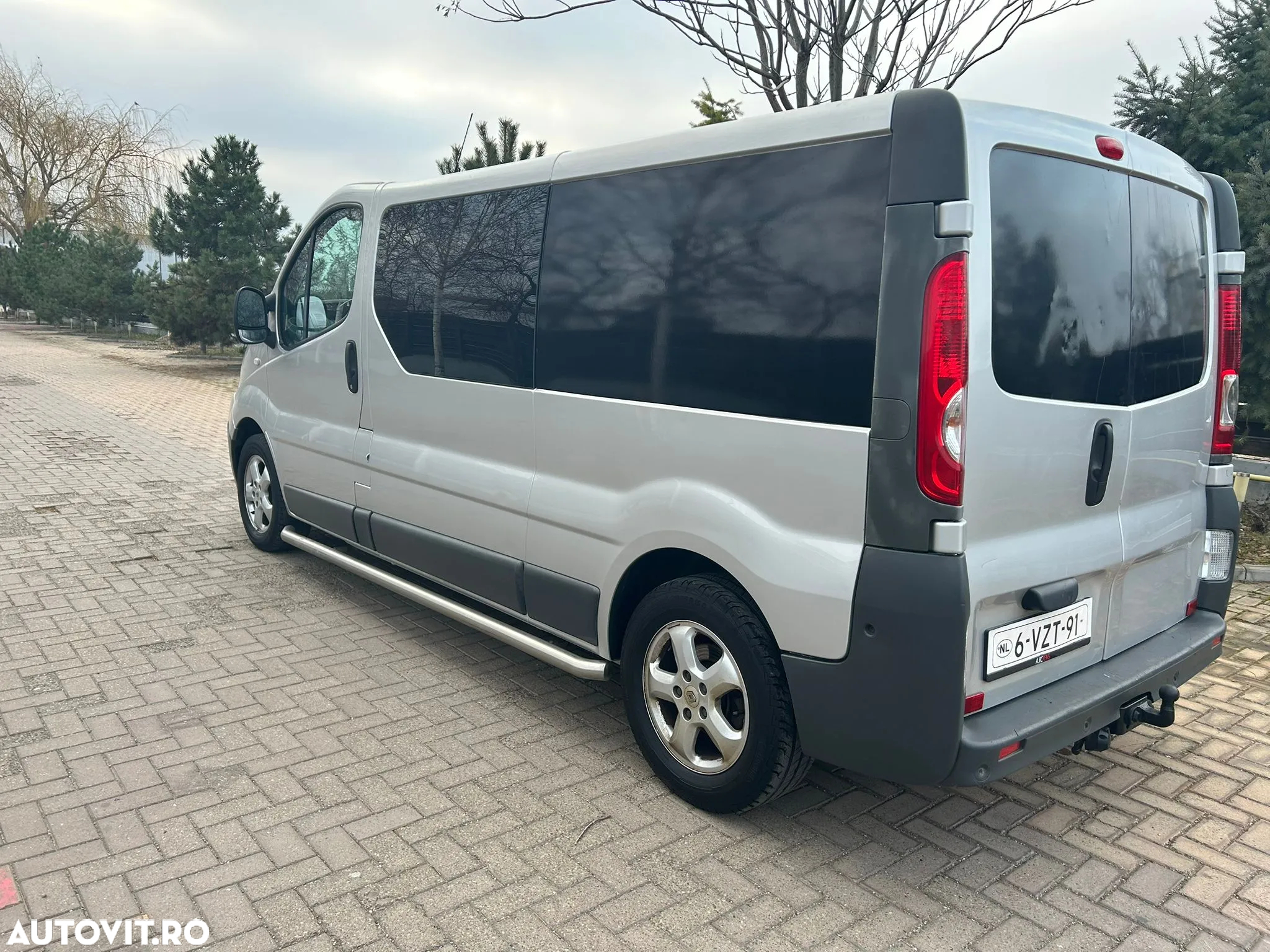 Renault Trafic 2.0 dCi 115 Combi L2H1 - 6