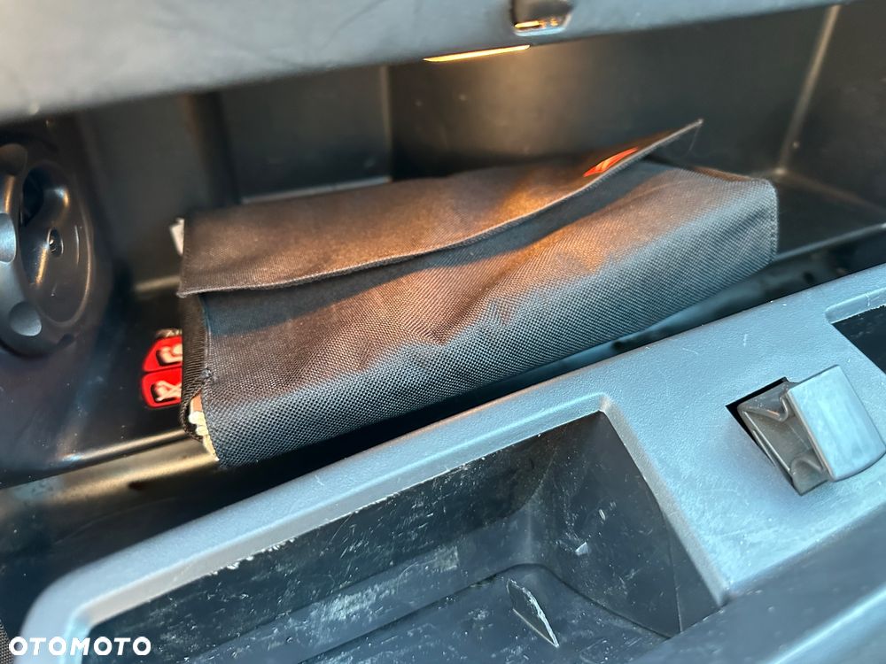 Citroën C4 Picasso 1.8 16V Confort - 19