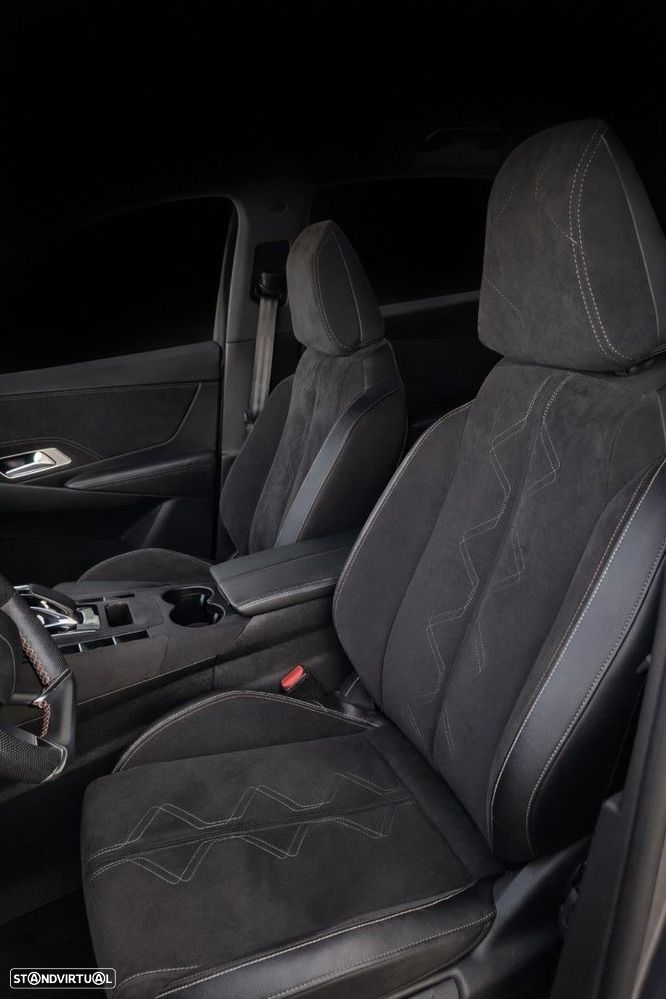 DS DS7 Crossback E-Tense Performance Line EAT8 - 14