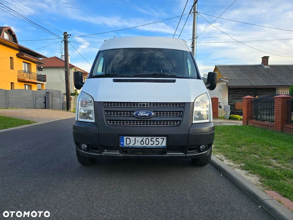 Ford Transit - 18