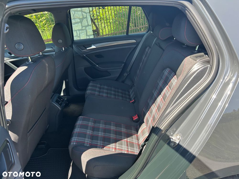 Volkswagen Golf 2.0 TSI BMT GTI Performance DSG - 16