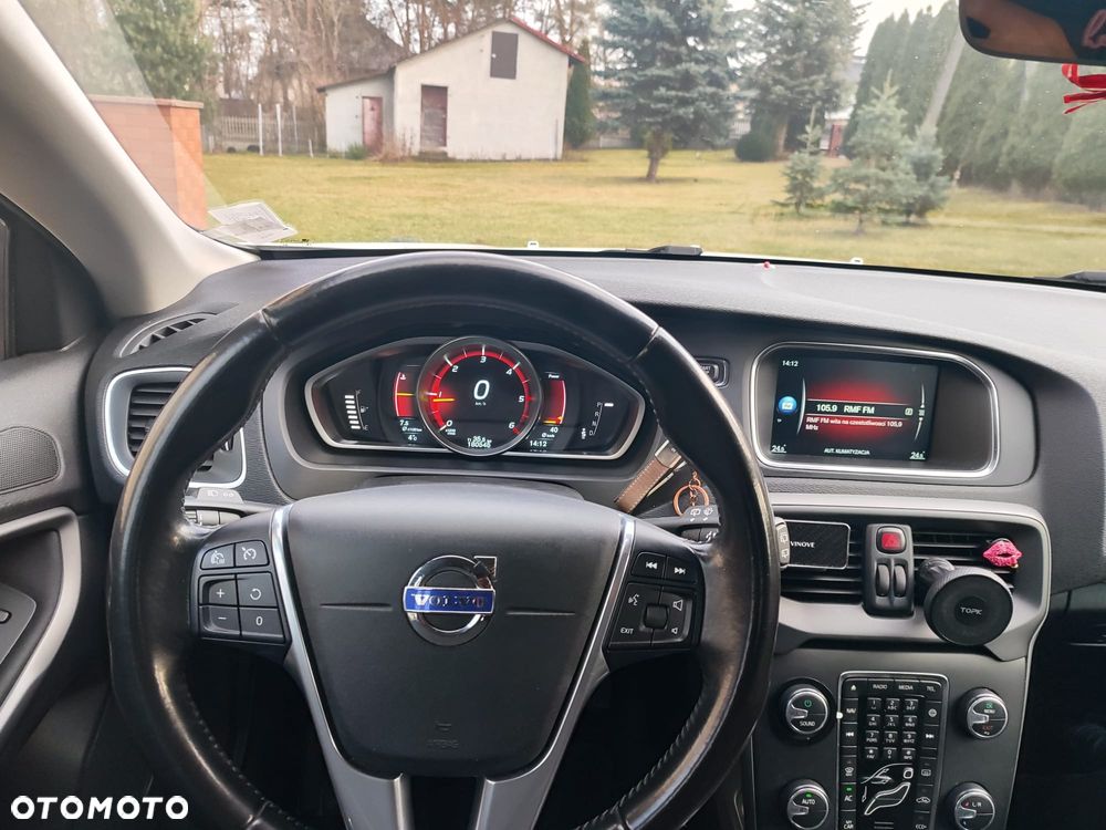 Volvo V40 D3 Drive-E Momentum - 4