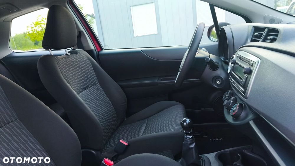 Toyota Yaris - 25