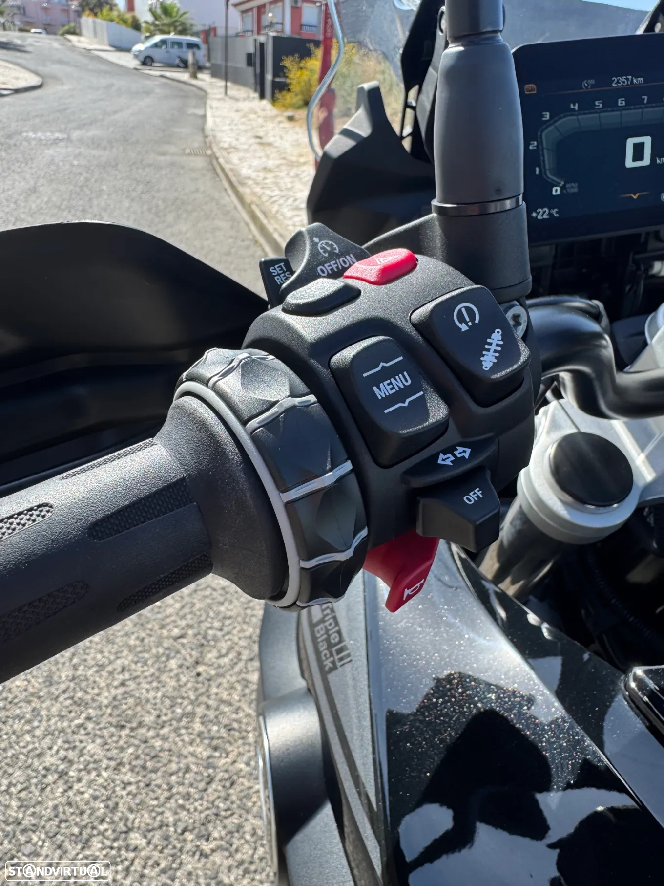 BMW F 750 GS Triple Black - 5