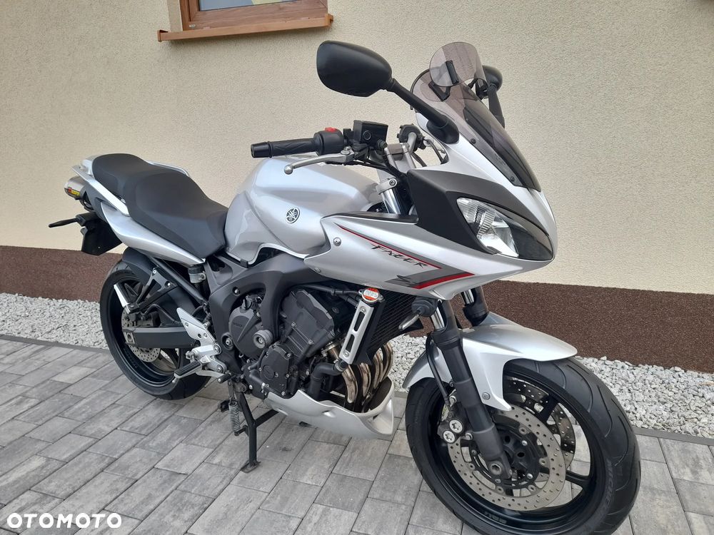 Yamaha FZ6 - 3