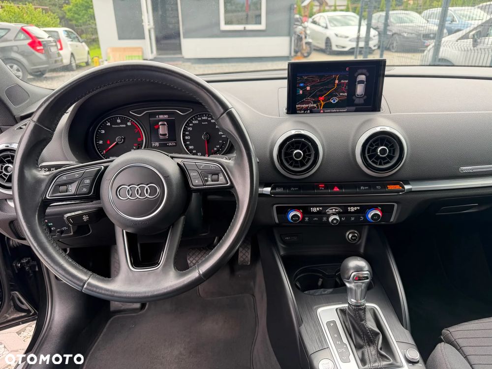 Audi A3 Sportback 30 TFSI S tronic sport - 19