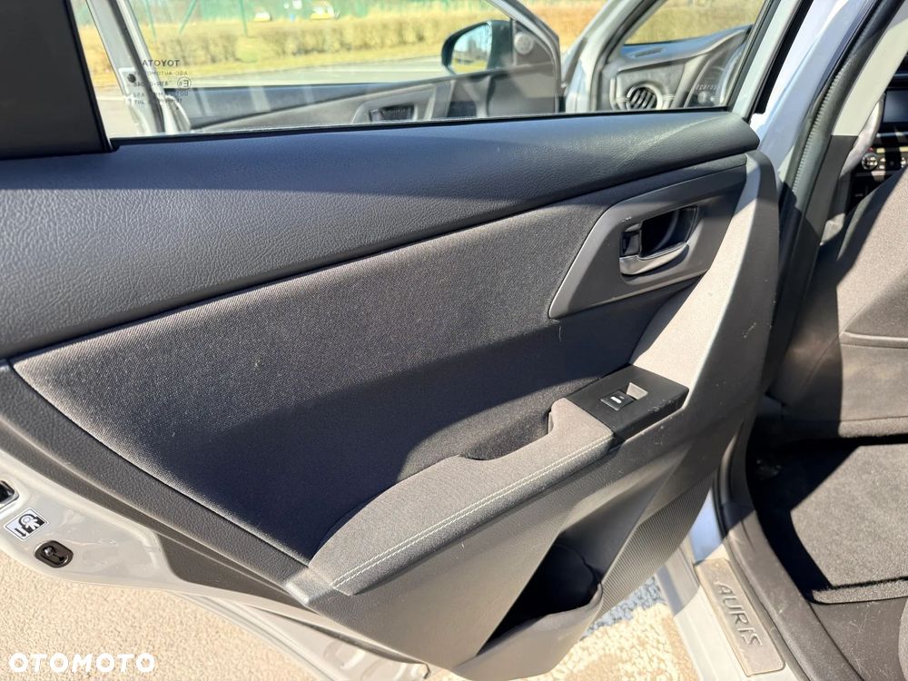 Toyota Auris - 19