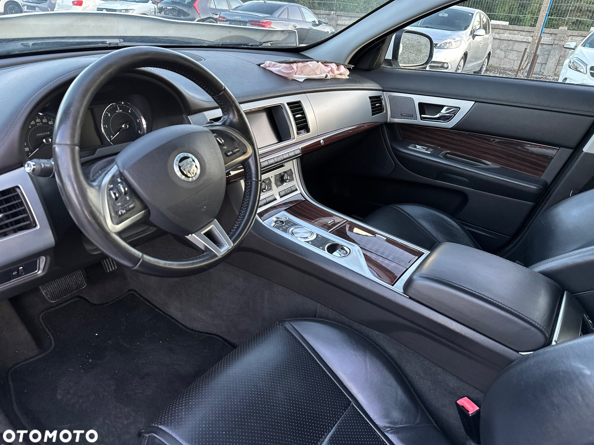 Jaguar XF 3.0 V6 Diesel S Sportbrake - 18