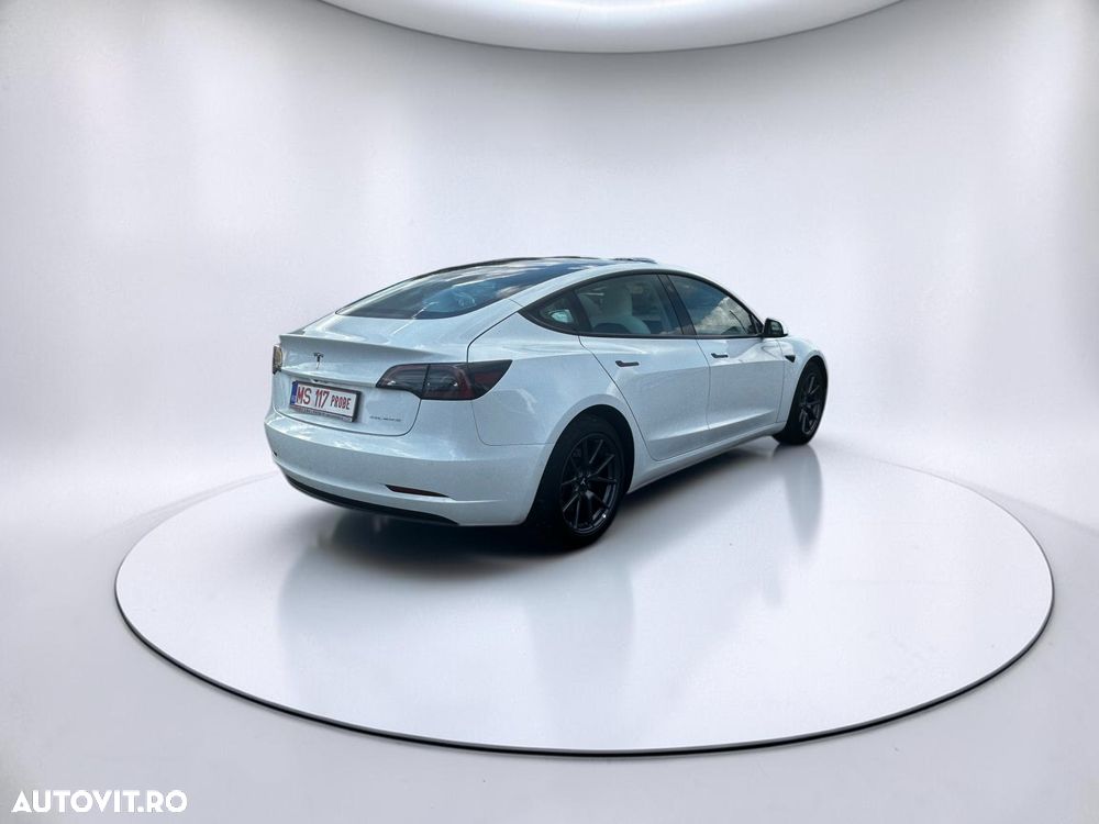 Tesla Model 3 Langstreckenbatterie Allradantrieb Dual Motor - 5