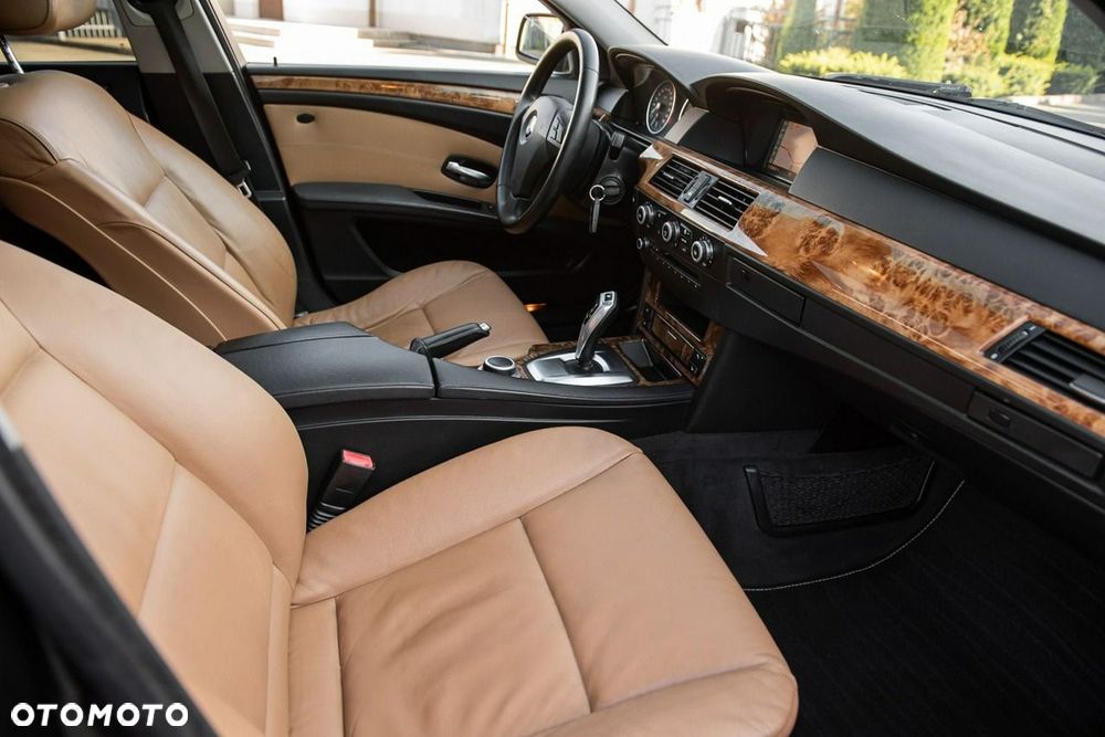 BMW Seria 5 - 10