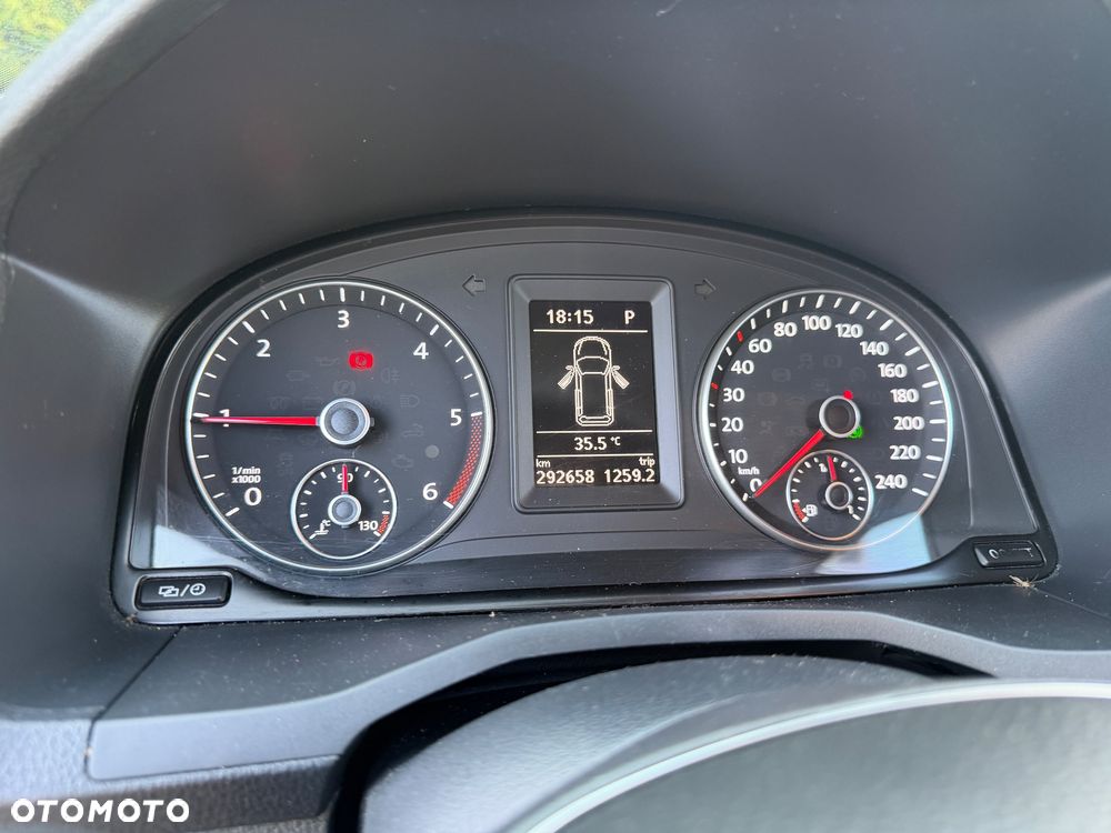Volkswagen Caddy Maxi 2.0 tdi 4 Motion DSG - 12