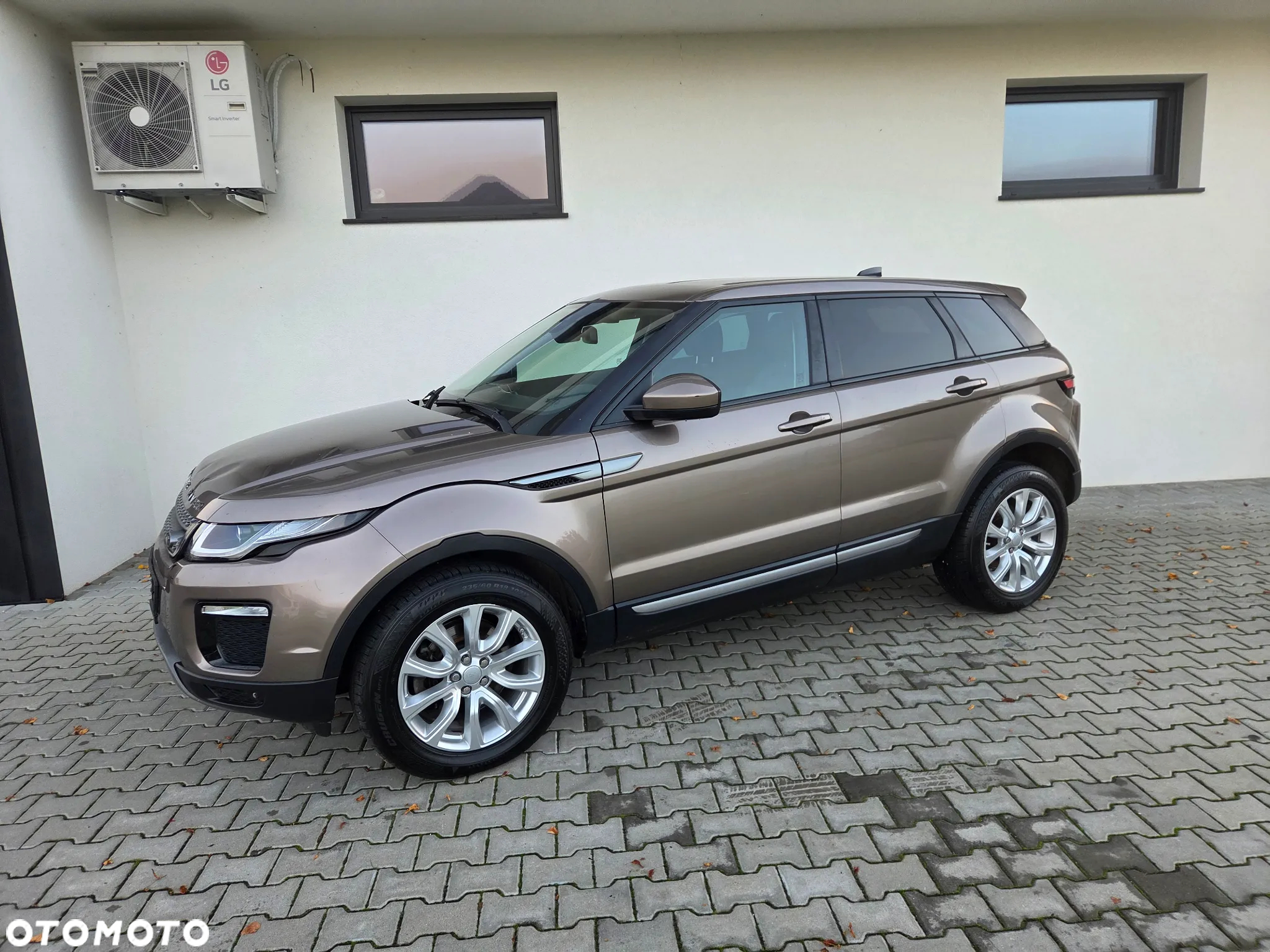 Land Rover Range Rover Evoque - 17