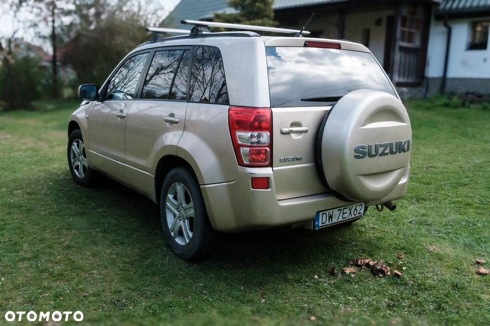 Suzuki Grand Vitara 2.0 De Luxe - 6