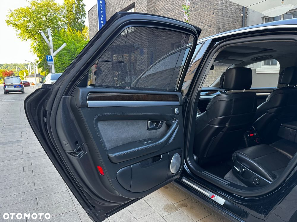 Audi S8 5.2 FSI Quattro - 30