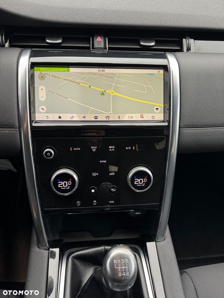 Land Rover Discovery Sport 2.0 TD4 HSE Luxury 129g - 28