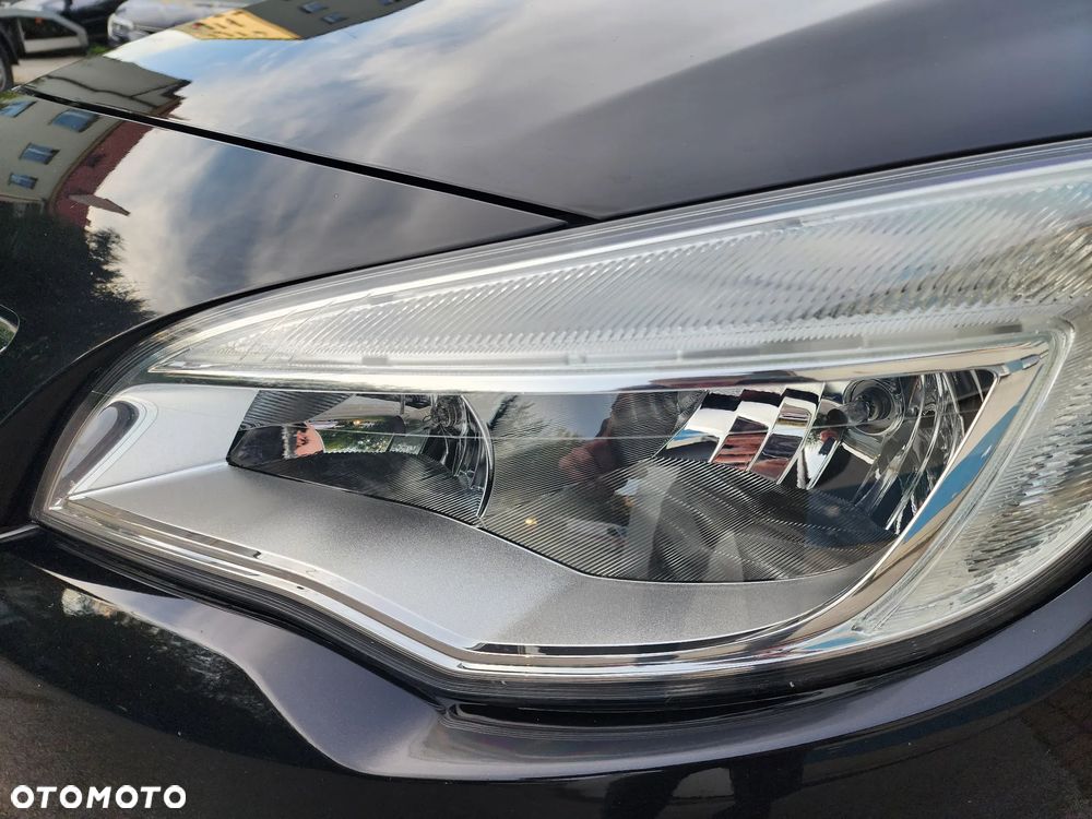 Opel Astra 1.4 Turbo Cosmo - 19