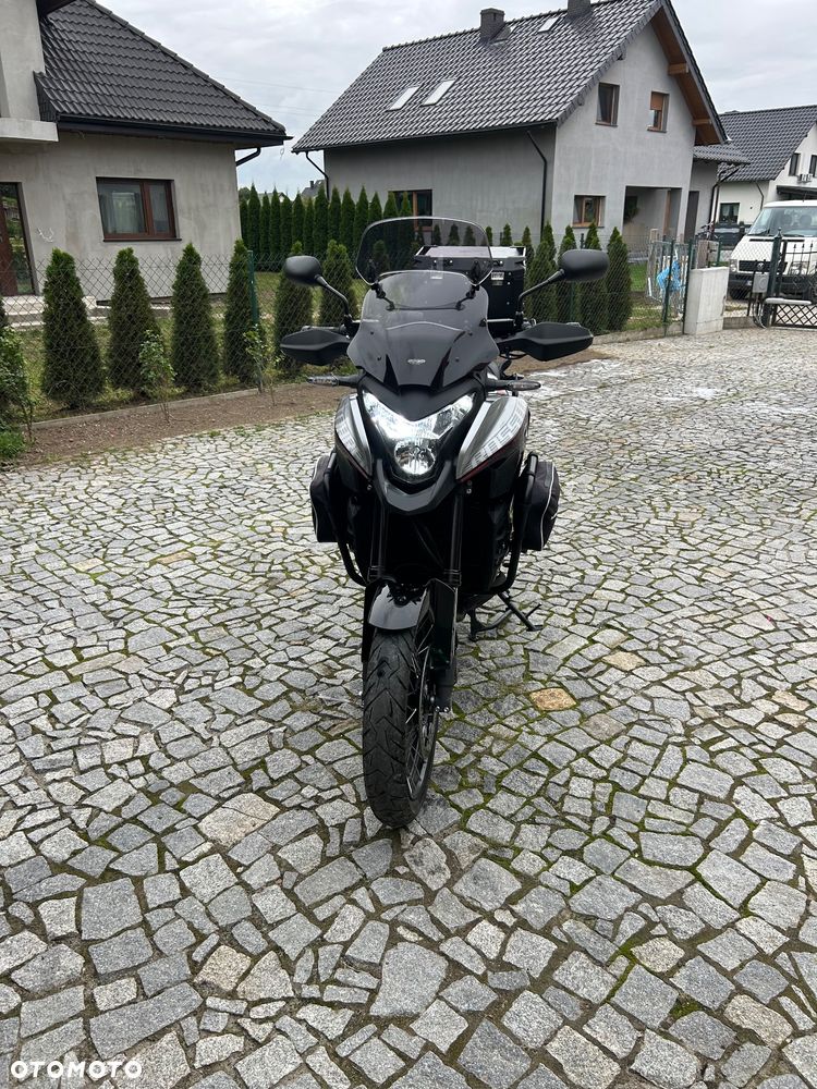 Honda VFR - 2