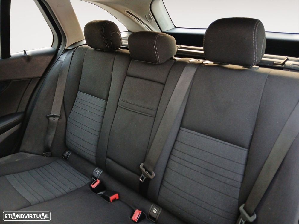 Mercedes-Benz C 200 d - 13