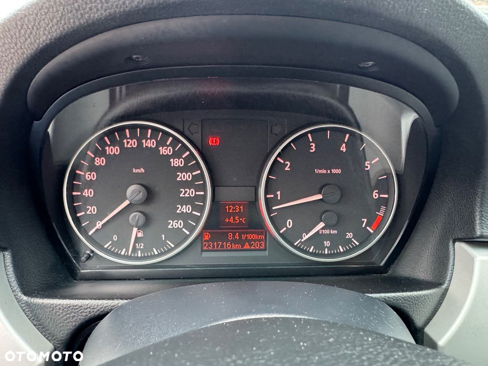 BMW Seria 3 318i Edition Lifestyle - 22