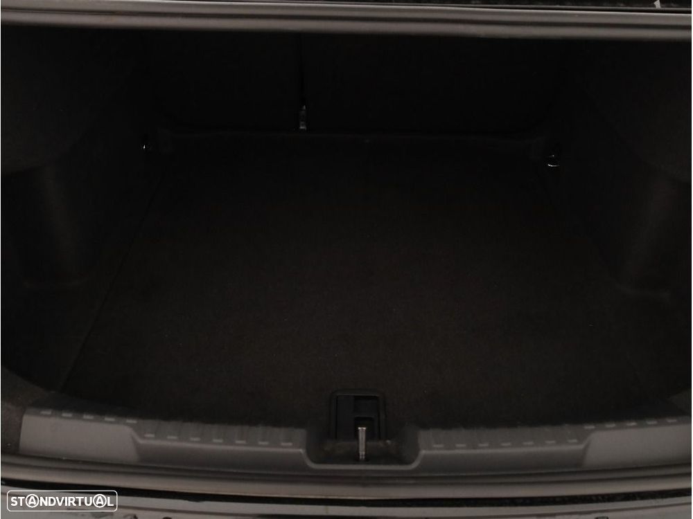 Audi A3 Limousine 30 TFSI Advanced S tronic - 14