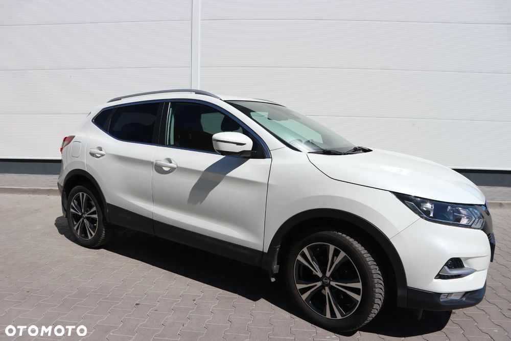 Nissan Qashqai 1.2 DIG-T N-Connecta Xtronic - 4