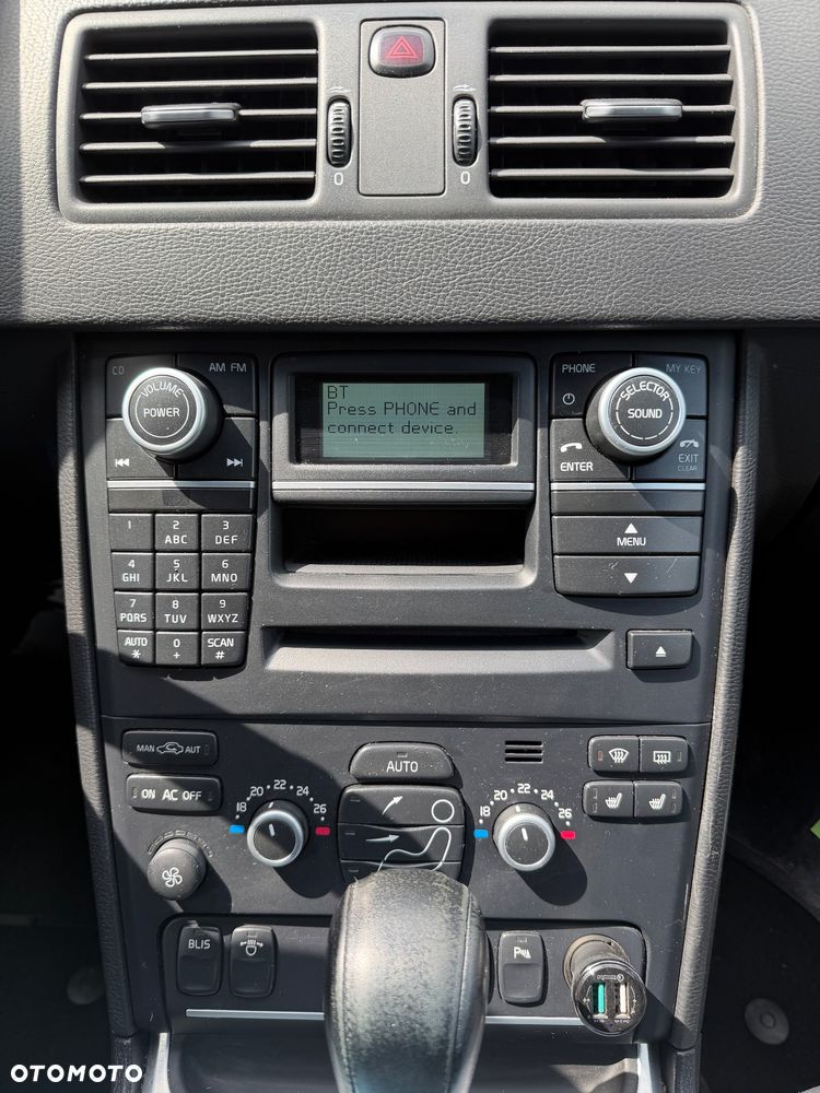 Volvo XC 90 D5 AWD Momentum - 10