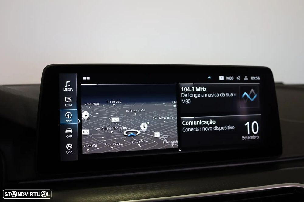 BMW 530 e Pack Desportivo M - 33