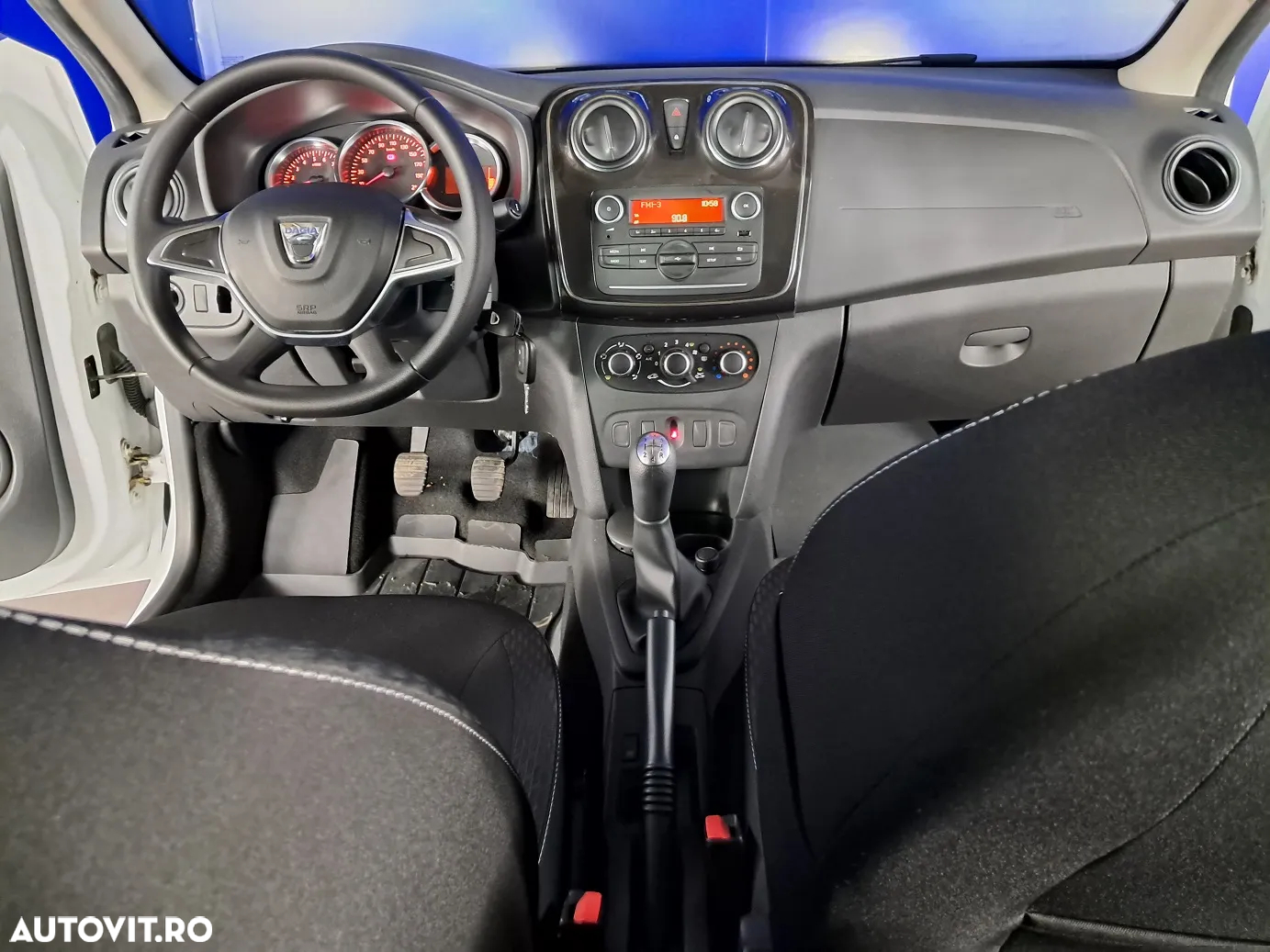 Dacia Logan - 12