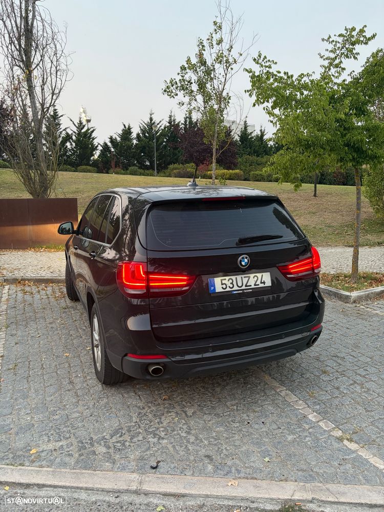 BMW X5 25 d sDrive Comfort 7L - 6