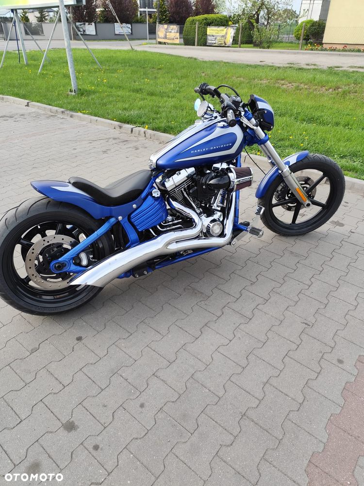 Harley-Davidson Softail Custom - 1