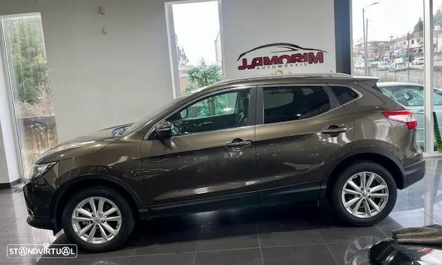 Nissan Qashqai 1.5 dCi Tekna Premium 17 - 10