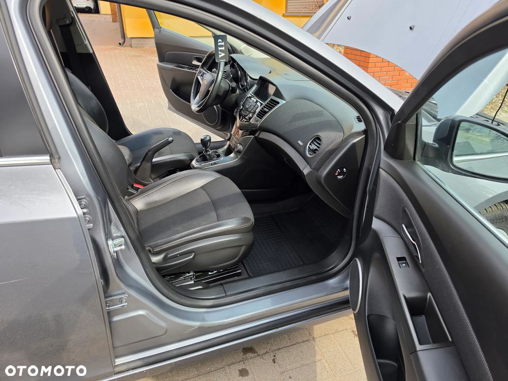 Chevrolet Cruze 2.0 LTZ - 18