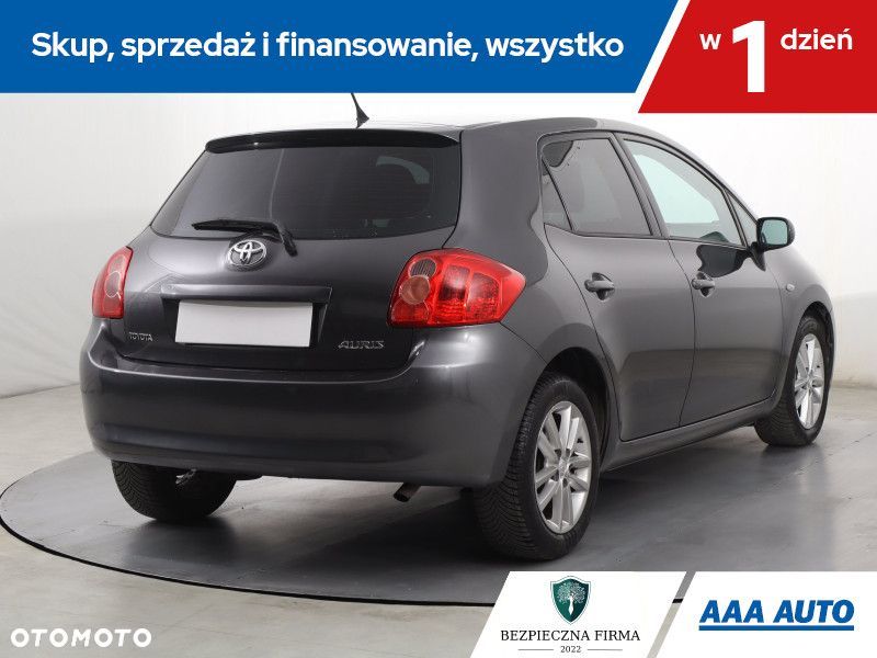 Toyota Auris - 7