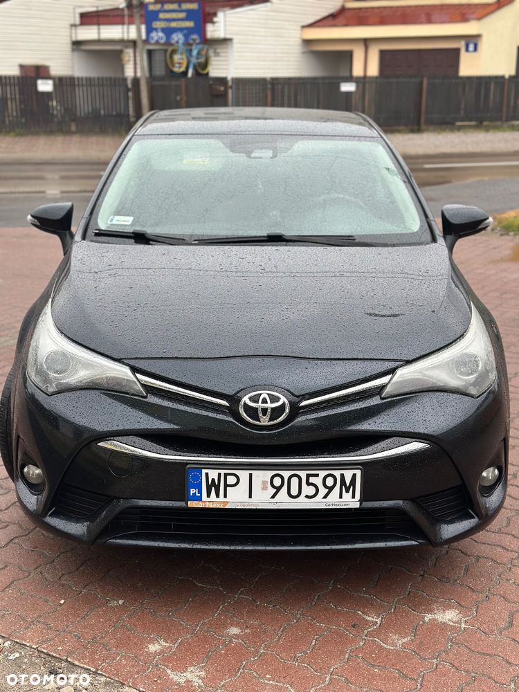 Toyota Avensis - 9
