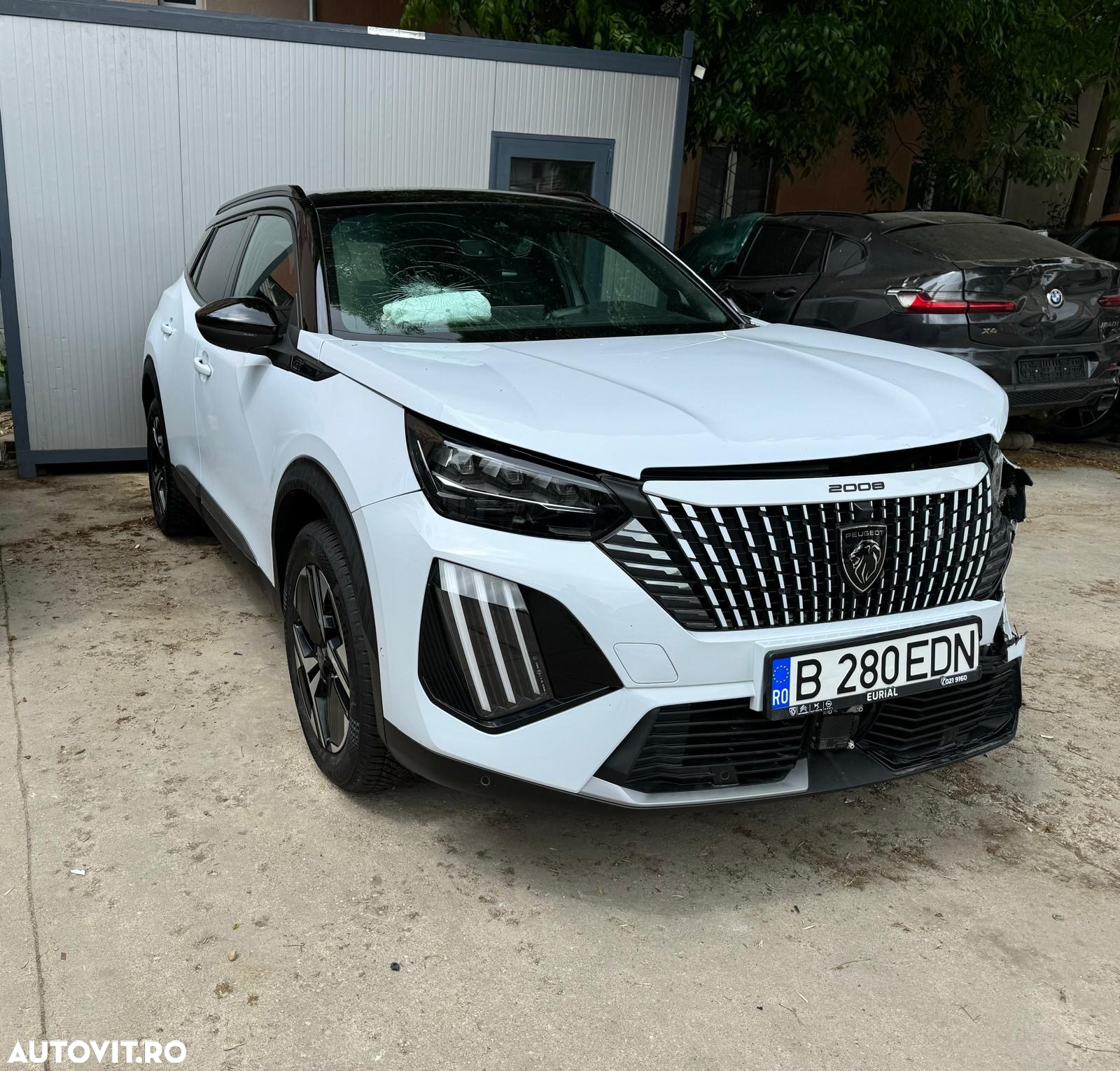 Peugeot 2008 1.2L 136 e-DCS6 MHEV GT - 2