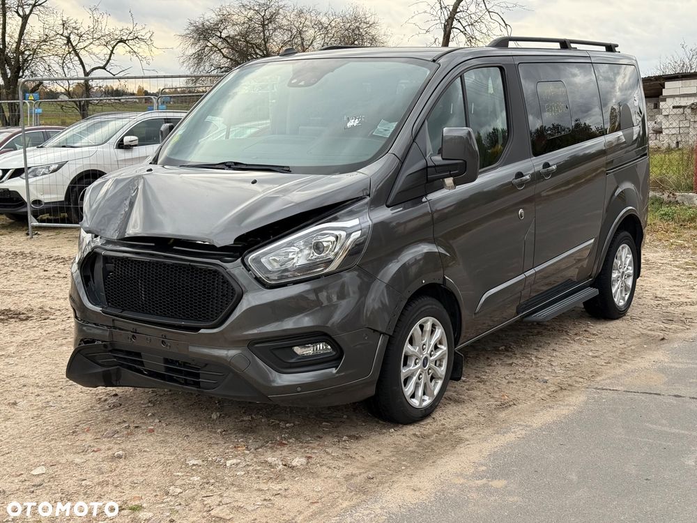 Ford Tourneo Custom 320 L1H1 VA Autm Titanium - 1