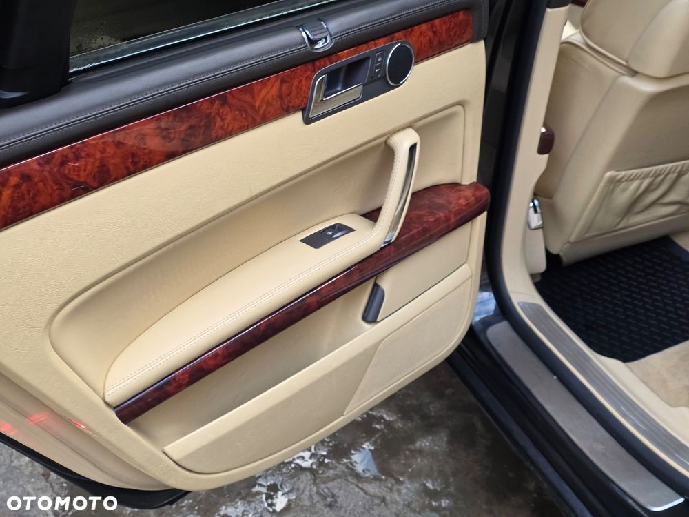 Volkswagen Phaeton 5.0 V10 TDI 4MOTION Automatik (5 Sitzer) - 17