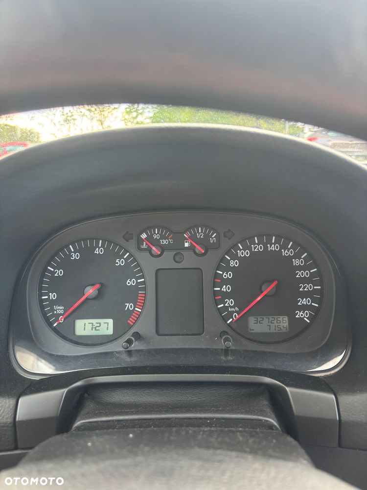 Volkswagen Golf - 13