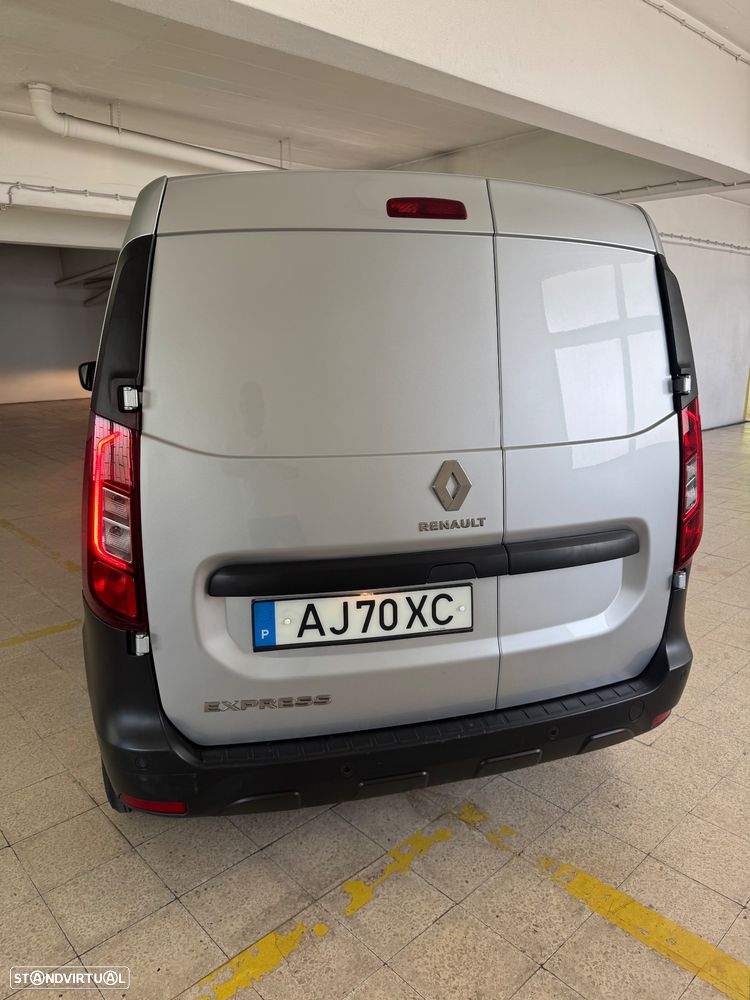 Renault Express - 5