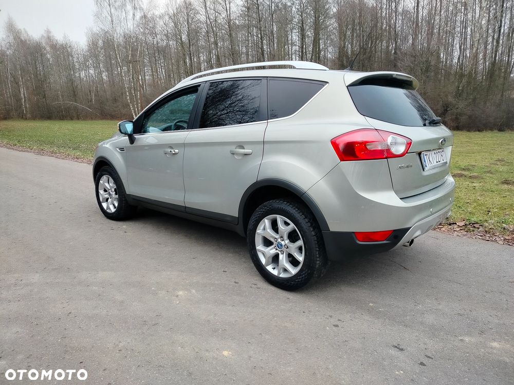 Ford Kuga 2.0 TDCi 2x4 Titanium - 1