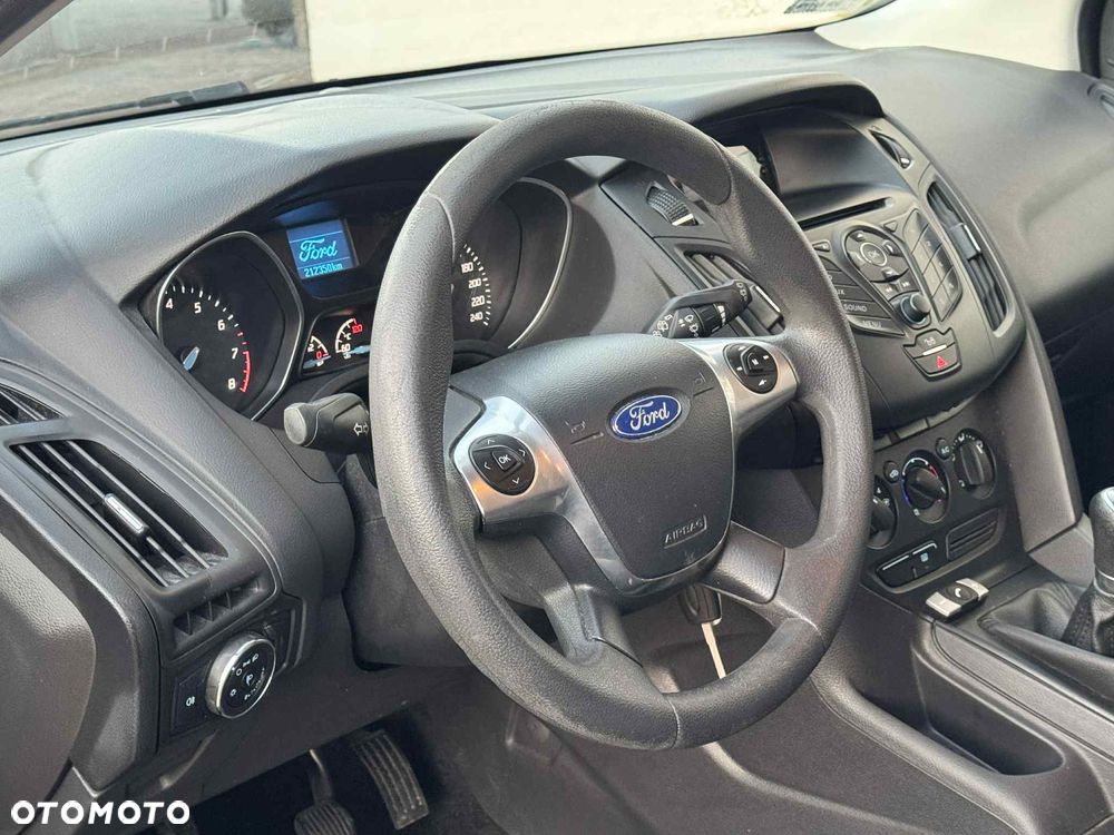 Ford Focus 1.6 Ambiente Start - 13