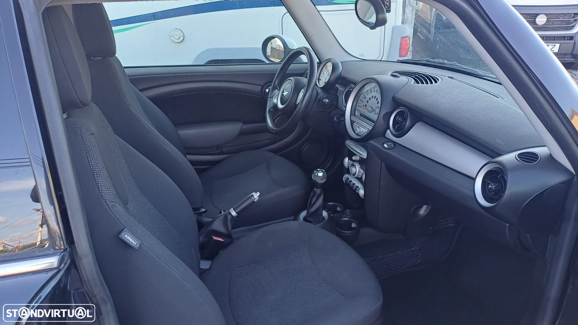 MINI 3 Portas Cooper D - 10