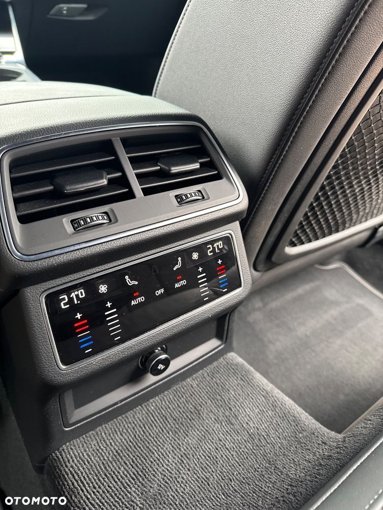 Audi A6 Avant 55 TFSI e quattro S tronic S line - 26