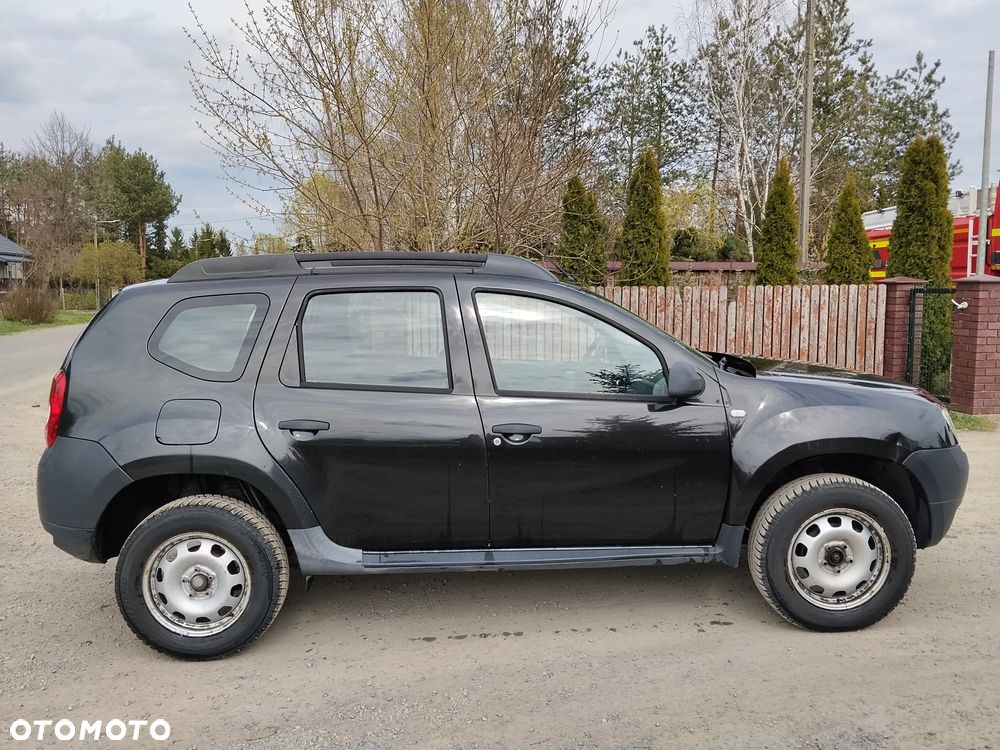 Dacia Duster SCe 115 4x2 Celebration - 10