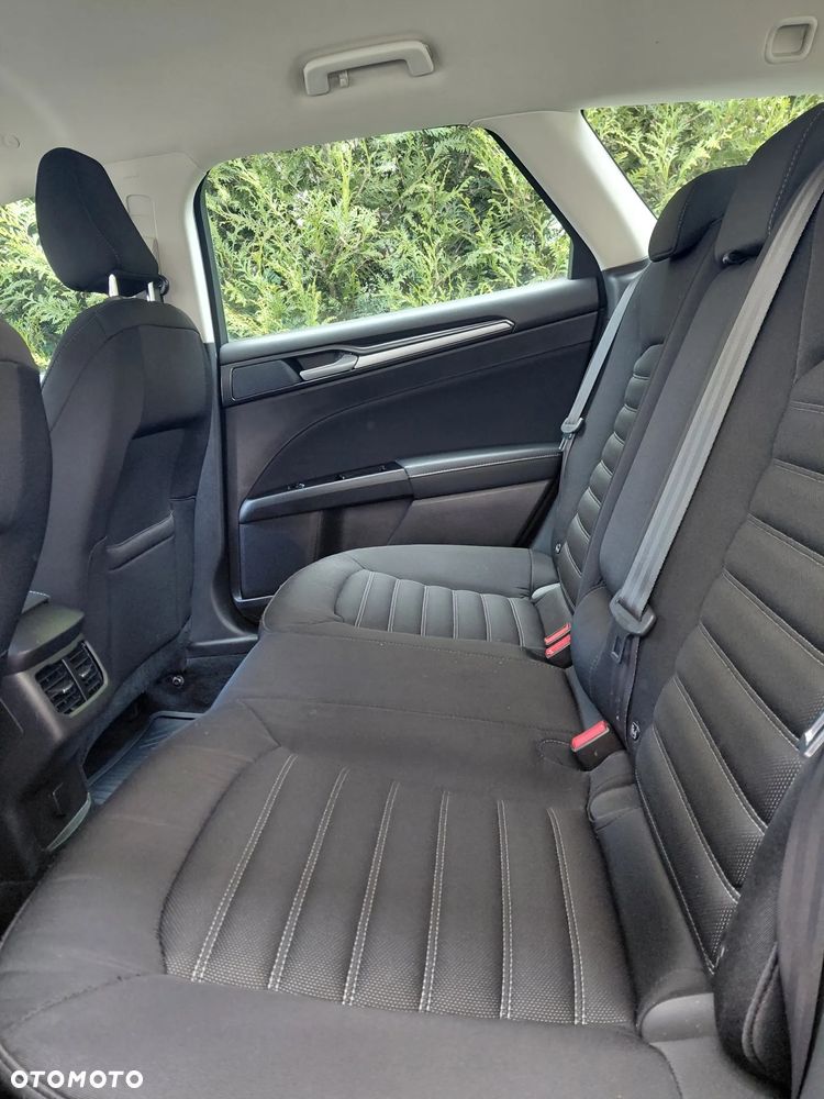 Ford Mondeo 2.0 TDCi Titanium - 18