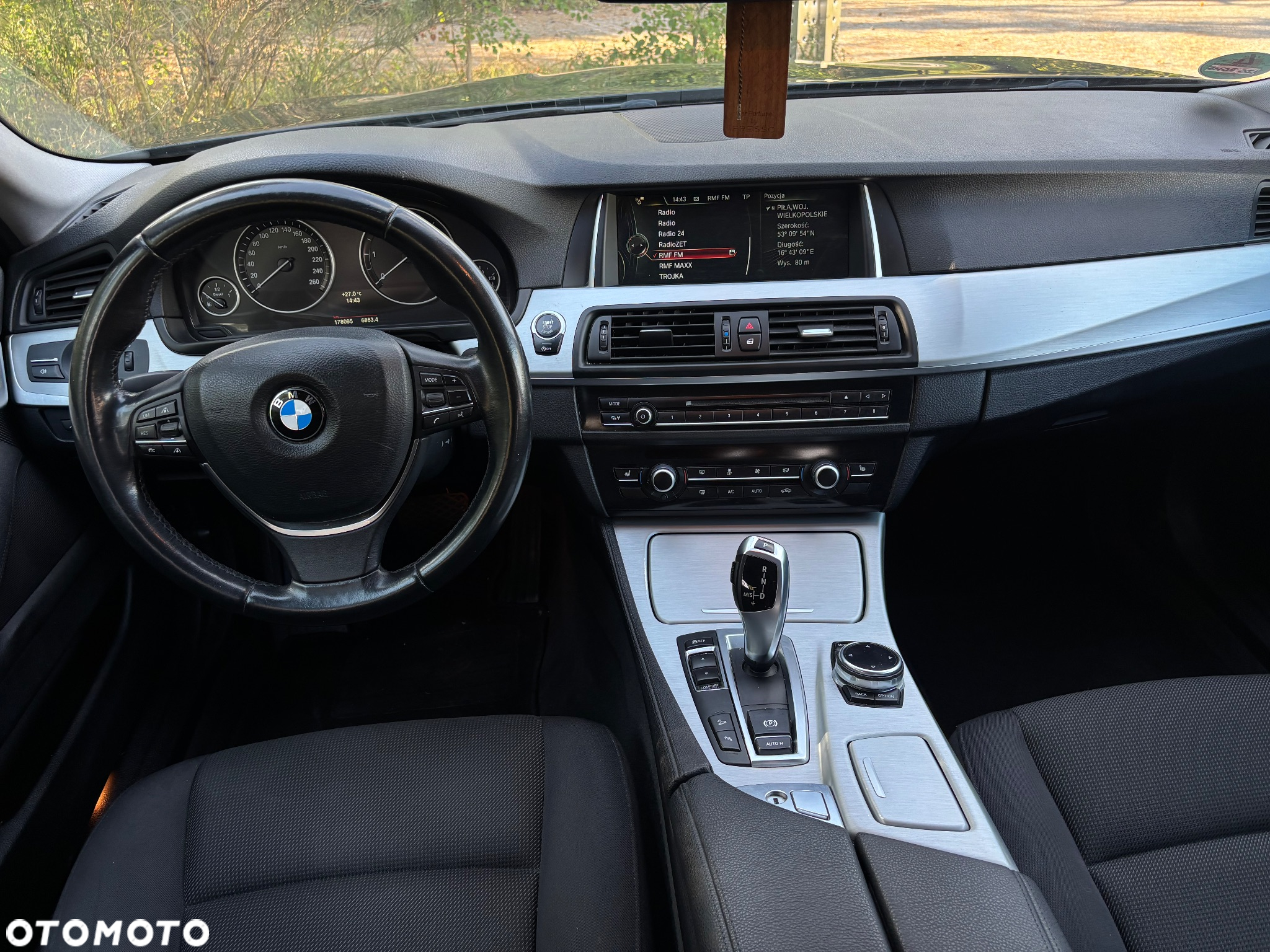 BMW Seria 5 525d xDrive - 20