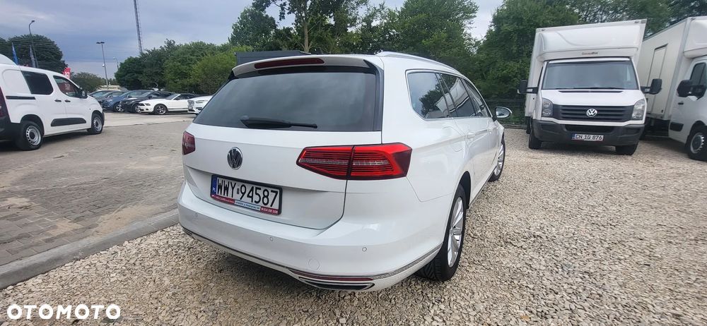 Volkswagen Passat 2.0 TDI Business DSG - 3