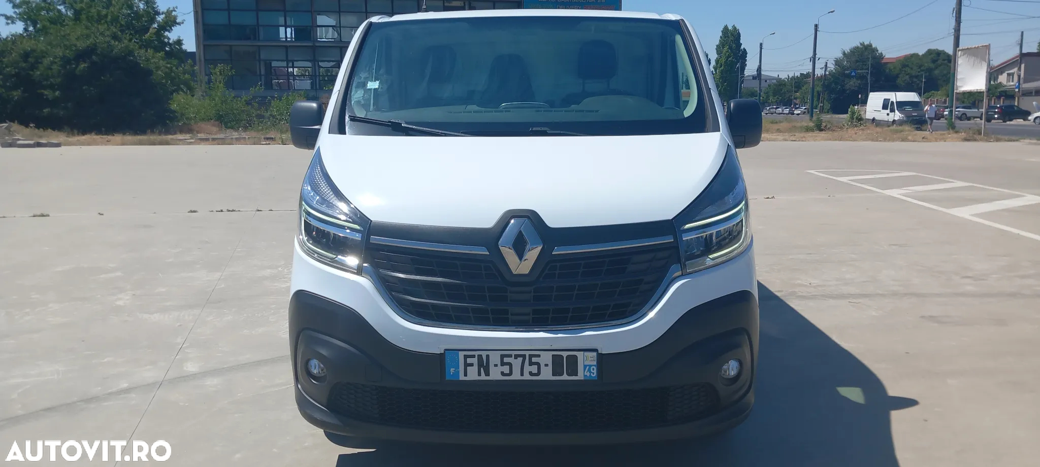 Renault Trafic - 19